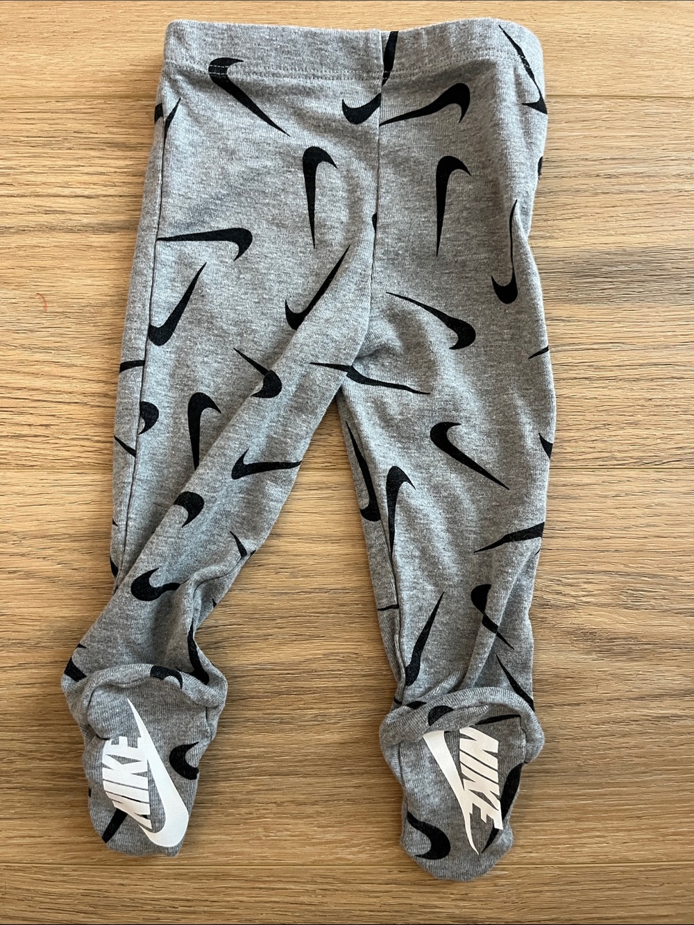 Nike White Long-Sleeve Top & Gray Logo Footie Set - Picture 7 of 8